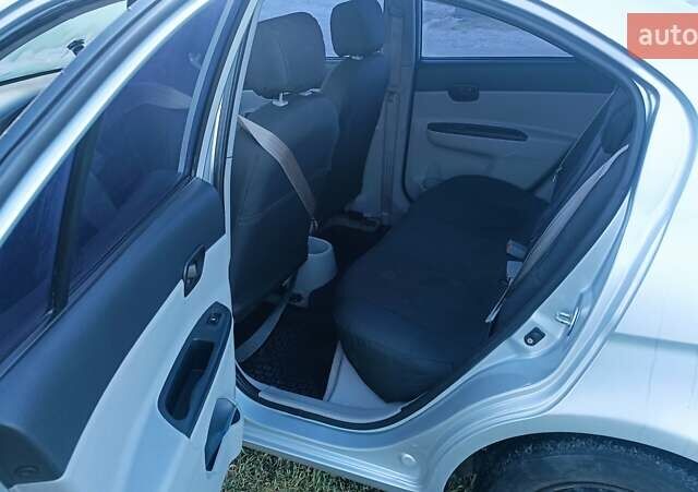 Сірий Хендай Акцент, об'ємом двигуна 1.6 л та пробігом 250 тис. км за 5000 $, фото 6 на Automoto.ua
