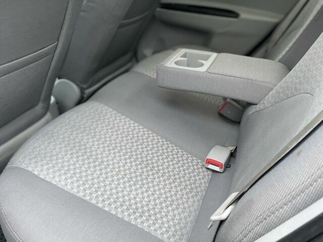 Серый Хендай Акцент, объемом двигателя 1.5 л и пробегом 270 тыс. км за 3699 $, фото 6 на Automoto.ua