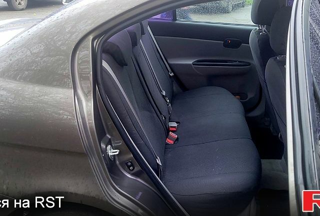 Серый Хендай Акцент, объемом двигателя 1.4 л и пробегом 220 тыс. км за 5900 $, фото 6 на Automoto.ua