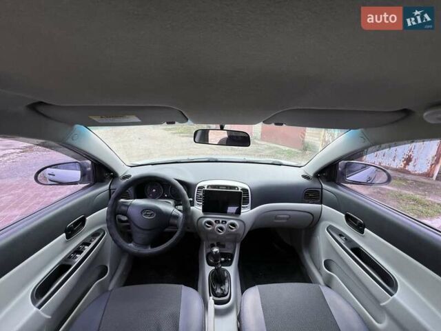 Серый Хендай Акцент, объемом двигателя 1.4 л и пробегом 114 тыс. км за 4850 $, фото 13 на Automoto.ua