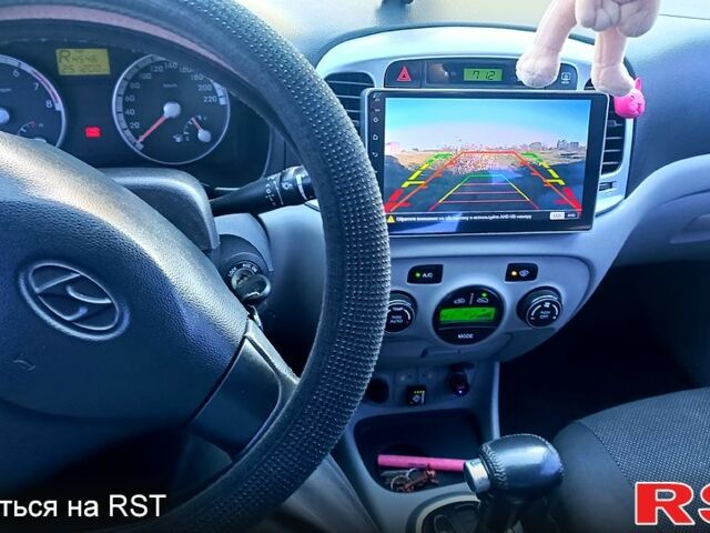 Сірий Хендай Акцент, об'ємом двигуна 1.6 л та пробігом 250 тис. км за 5000 $, фото 4 на Automoto.ua