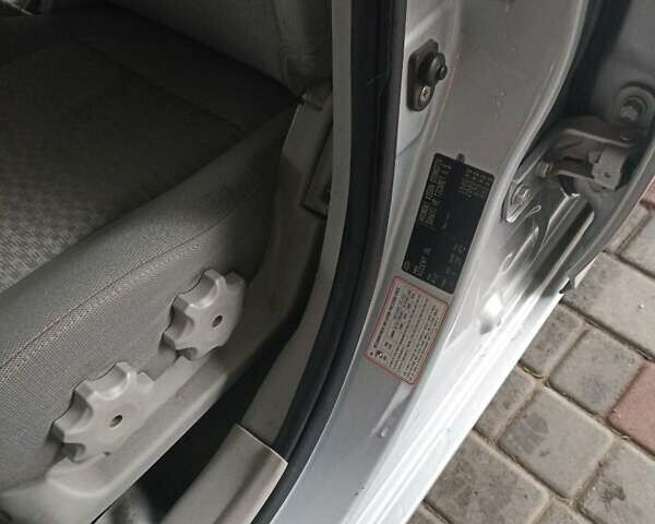 Серый Хендай Акцент, объемом двигателя 1.4 л и пробегом 140 тыс. км за 4999 $, фото 18 на Automoto.ua