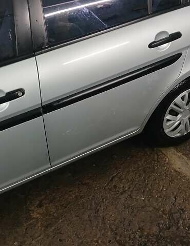 Серый Хендай Акцент, объемом двигателя 1.4 л и пробегом 113 тыс. км за 4600 $, фото 5 на Automoto.ua