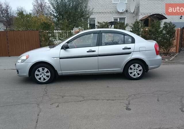 Сірий Хендай Акцент, об'ємом двигуна 1.4 л та пробігом 240 тис. км за 4400 $, фото 6 на Automoto.ua