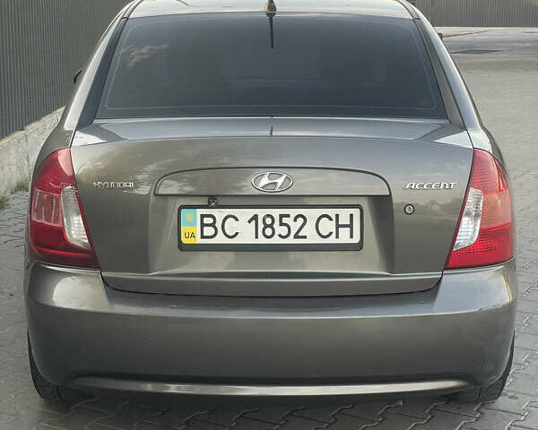 Сірий Хендай Акцент, об'ємом двигуна 1.4 л та пробігом 185 тис. км за 4300 $, фото 11 на Automoto.ua