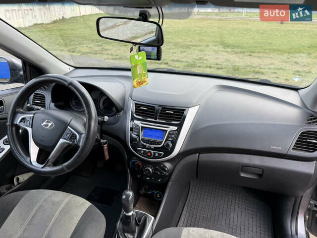 Серый Хендай Акцент, объемом двигателя 1.4 л и пробегом 206 тыс. км за 6400 $, фото 44 на Automoto.ua