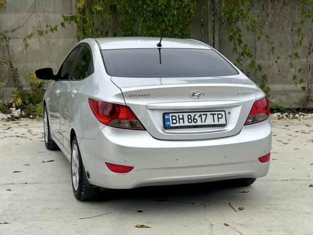 Хендай Акцент 2011 в Одессе на Automoto.ua Серый Хендай Акцент, объемом двигателя 1.4 л и пробегом 184 тыс. км за 7200 $, фото 4 на Automoto.ua