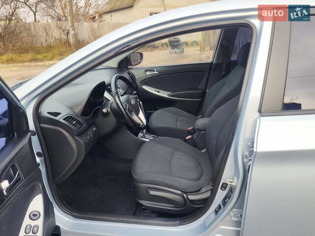 Серый Хендай Акцент, объемом двигателя 1.6 л и пробегом 267 тыс. км за 6500 $, фото 15 на Automoto.ua