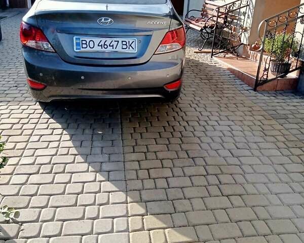 Сірий Хендай Акцент, об'ємом двигуна 1.4 л та пробігом 104 тис. км за 7500 $, фото 3 на Automoto.ua