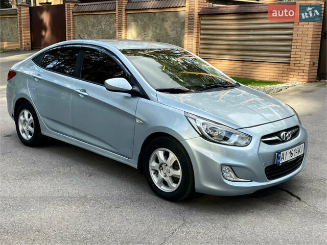 Сірий Хендай Акцент, об'ємом двигуна 1.59 л та пробігом 190 тис. км за 7900 $, фото 6 на Automoto.ua