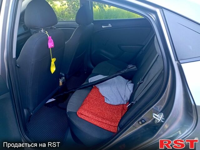 Сірий Хендай Акцент, об'ємом двигуна 1.4 л та пробігом 173 тис. км за 6300 $, фото 6 на Automoto.ua