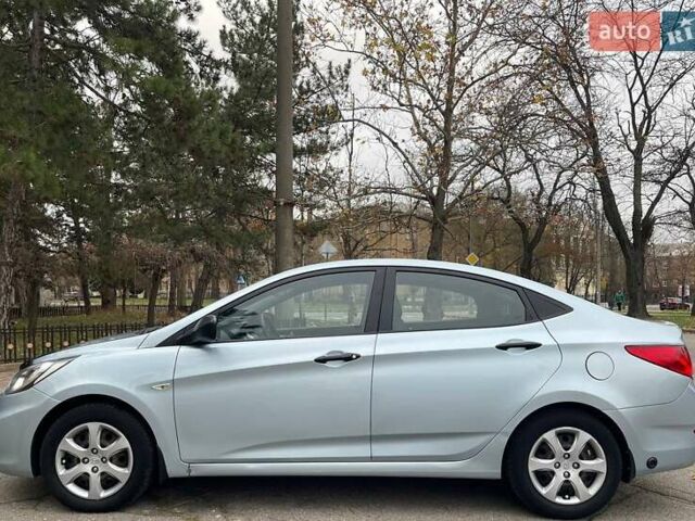 Сірий Хендай Акцент, об'ємом двигуна 1.4 л та пробігом 172 тис. км за 7299 $, фото 4 на Automoto.ua