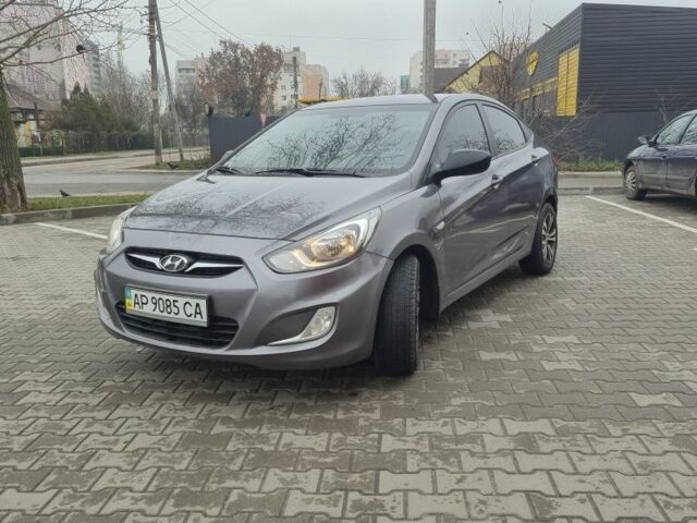 Сірий Хендай Акцент, об'ємом двигуна 1.4 л та пробігом 98 тис. км за 8300 $, фото 1 на Automoto.ua