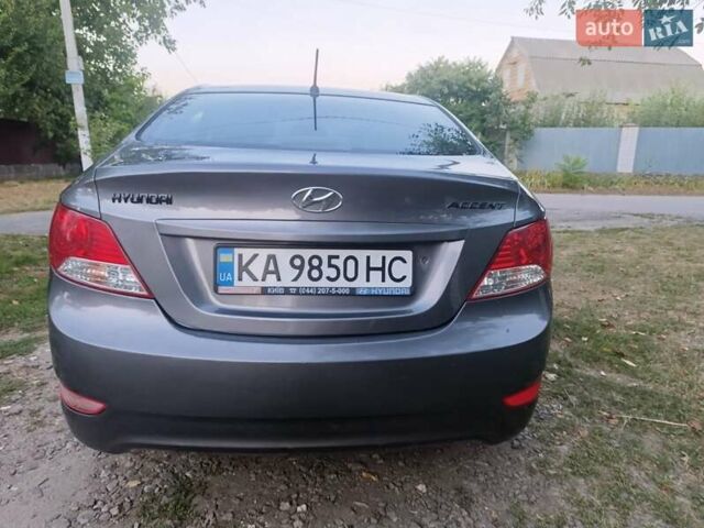 Серый Хендай Акцент, объемом двигателя 1.4 л и пробегом 187 тыс. км за 6800 $, фото 5 на Automoto.ua