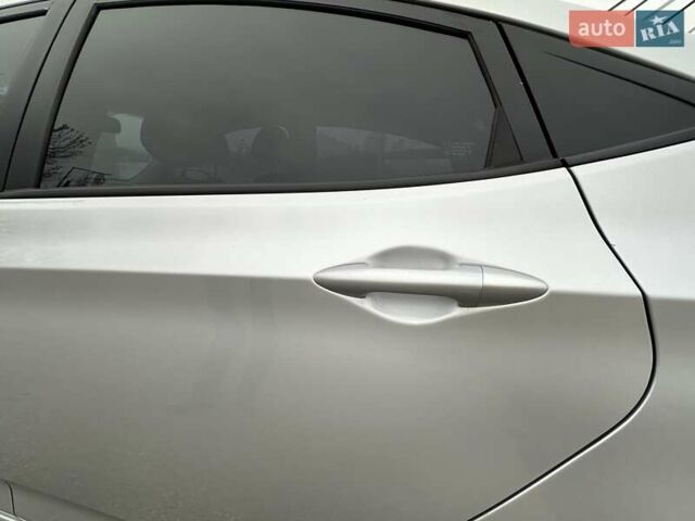 Серый Хендай Акцент, объемом двигателя 1.4 л и пробегом 180 тыс. км за 8100 $, фото 15 на Automoto.ua
