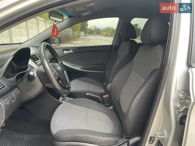 Хендай Акцент 2011 у Одесі на Automoto.ua Сірий Хендай Акцент, об'ємом двигуна 1.4 л та пробігом 184 тис. км за 7200 $, фото 35 на Automoto.ua