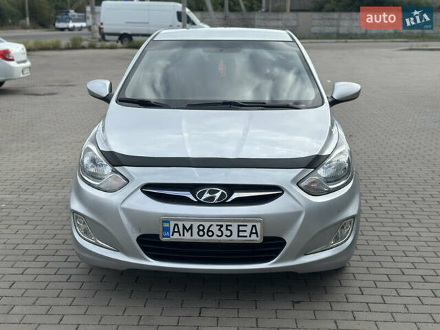 Сірий Хендай Акцент, об'ємом двигуна 1.4 л та пробігом 178 тис. км за 7999 $, фото 10 на Automoto.ua