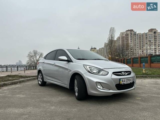 Серый Хендай Акцент, объемом двигателя 1.4 л и пробегом 180 тыс. км за 8100 $, фото 40 на Automoto.ua