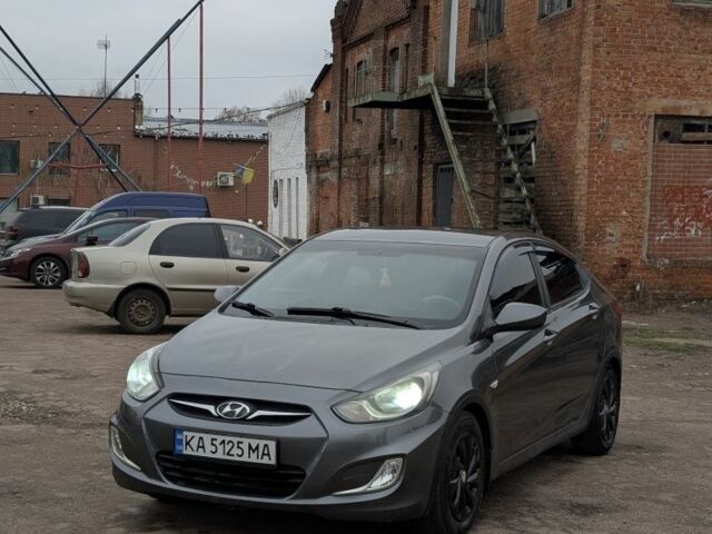 Сірий Хендай Акцент, об'ємом двигуна 1.4 л та пробігом 200 тис. км за 6450 $, фото 2 на Automoto.ua
