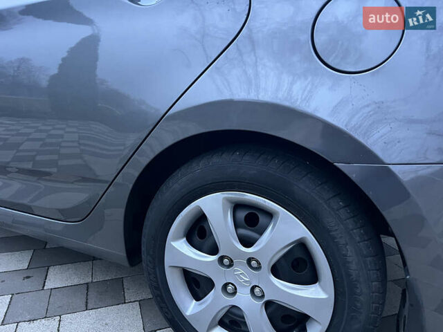 Серый Хендай Акцент, объемом двигателя 1.6 л и пробегом 194 тыс. км за 7900 $, фото 28 на Automoto.ua