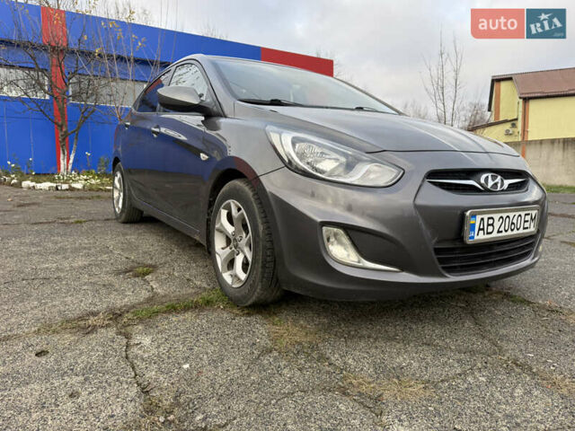 Серый Хендай Акцент, объемом двигателя 1.4 л и пробегом 206 тыс. км за 6400 $, фото 27 на Automoto.ua