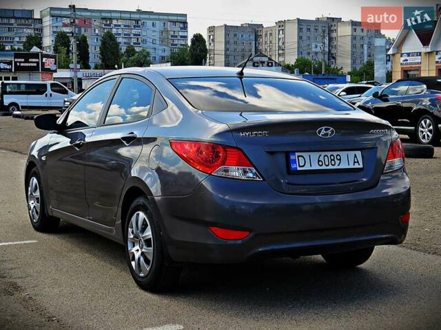 Хендай Акцент 2011 у Черкасах на Automoto.ua Сірий Хендай Акцент, об'ємом двигуна 1.4 л та пробігом 157 тис. км за 8600 $, фото 3 на Automoto.ua