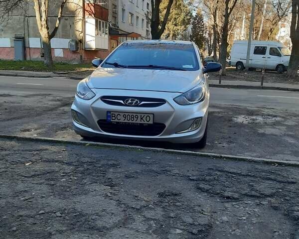 Сірий Хендай Акцент, об'ємом двигуна 1.4 л та пробігом 176 тис. км за 6300 $, фото 4 на Automoto.ua