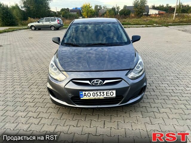 Серый Хендай Акцент, объемом двигателя 1.4 л и пробегом 200 тыс. км за 5700 $, фото 2 на Automoto.ua