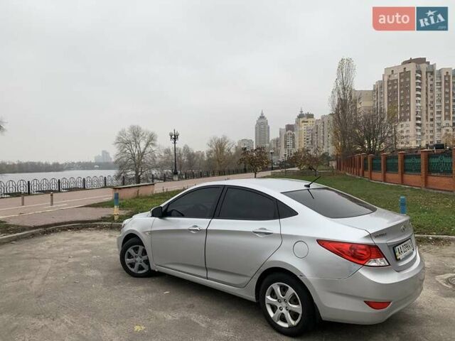 Серый Хендай Акцент, объемом двигателя 1.4 л и пробегом 180 тыс. км за 8100 $, фото 42 на Automoto.ua