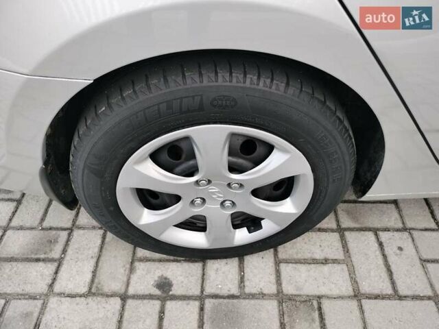 Серый Хендай Акцент, объемом двигателя 1.4 л и пробегом 175 тыс. км за 7500 $, фото 23 на Automoto.ua