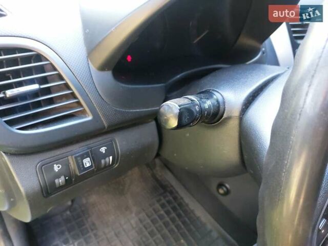 Хендай Акцент 2011 в Житомире на Automoto.ua Серый Хендай Акцент, объемом двигателя 1.4 л и пробегом 320 тыс. км за 6100 $, фото 2 на Automoto.ua