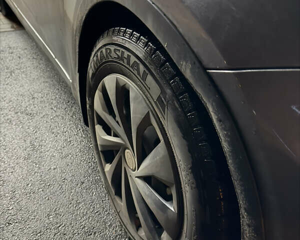 Сірий Хендай Акцент, об'ємом двигуна 1.4 л та пробігом 197 тис. км за 5500 $, фото 11 на Automoto.ua