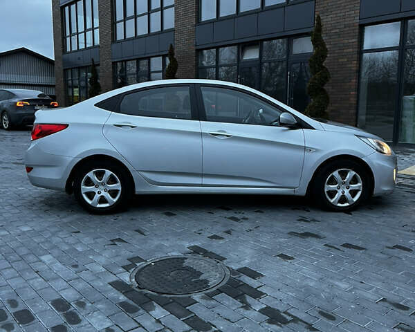 Серый Хендай Акцент, объемом двигателя 1.4 л и пробегом 79 тыс. км за 8100 $, фото 14 на Automoto.ua