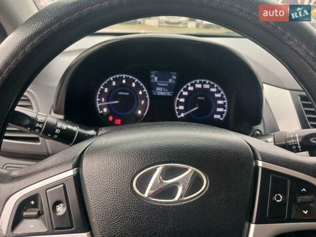 Серый Хендай Акцент, объемом двигателя 1.4 л и пробегом 238 тыс. км за 5950 $, фото 11 на Automoto.ua