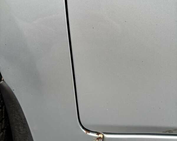 Серый Хендай Акцент, объемом двигателя 1.4 л и пробегом 140 тыс. км за 6800 $, фото 6 на Automoto.ua