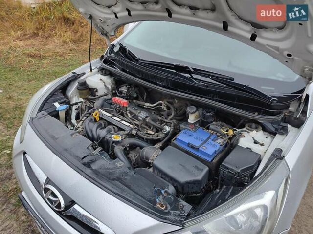 Серый Хендай Акцент, объемом двигателя 1.4 л и пробегом 177 тыс. км за 6100 $, фото 8 на Automoto.ua
