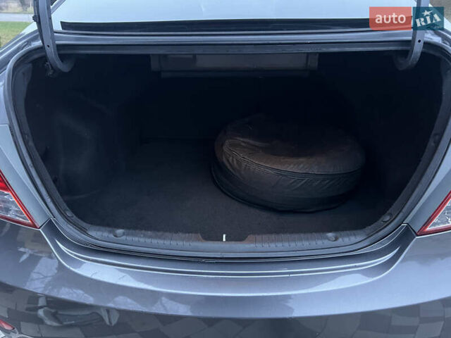 Серый Хендай Акцент, объемом двигателя 1.6 л и пробегом 194 тыс. км за 7900 $, фото 31 на Automoto.ua
