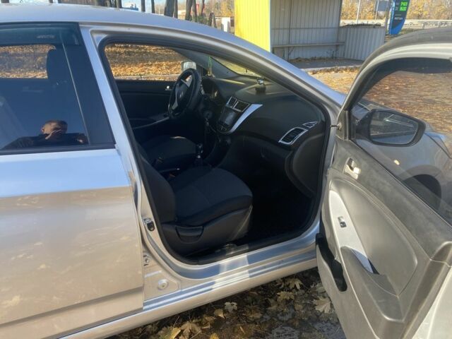 Хендай Акцент 2011 у Полтаві на Automoto.ua Сірий Хендай Акцент, об'ємом двигуна 1.4 л та пробігом 171 тис. км за 6499 $, фото 10 на Automoto.ua