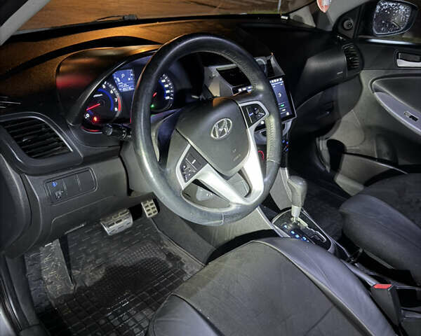 Сірий Хендай Акцент, об'ємом двигуна 1.4 л та пробігом 197 тис. км за 5500 $, фото 25 на Automoto.ua