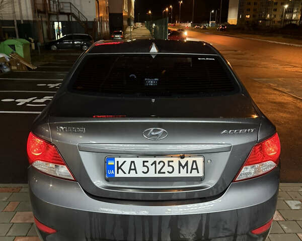 Сірий Хендай Акцент, об'ємом двигуна 1.4 л та пробігом 197 тис. км за 5500 $, фото 6 на Automoto.ua