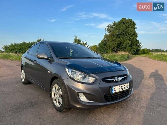 Сірий Хендай Акцент, об'ємом двигуна 1.4 л та пробігом 206 тис. км за 7000 $, фото 5 на Automoto.ua