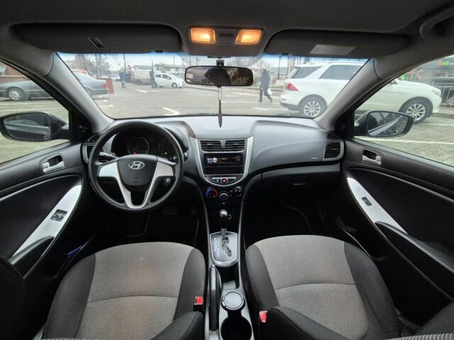 Сірий Хендай Акцент, об'ємом двигуна 1.4 л та пробігом 98 тис. км за 8300 $, фото 14 на Automoto.ua