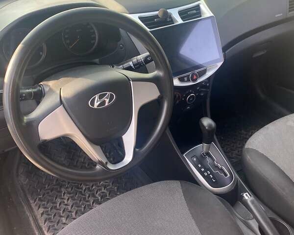 Сірий Хендай Акцент, об'ємом двигуна 1.4 л та пробігом 177 тис. км за 6000 $, фото 8 на Automoto.ua