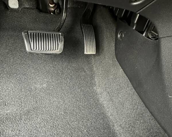 Серый Хендай Акцент, объемом двигателя 1.4 л и пробегом 180 тыс. км за 8100 $, фото 25 на Automoto.ua