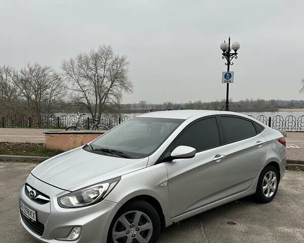 Серый Хендай Акцент, объемом двигателя 1.4 л и пробегом 180 тыс. км за 8100 $, фото 35 на Automoto.ua