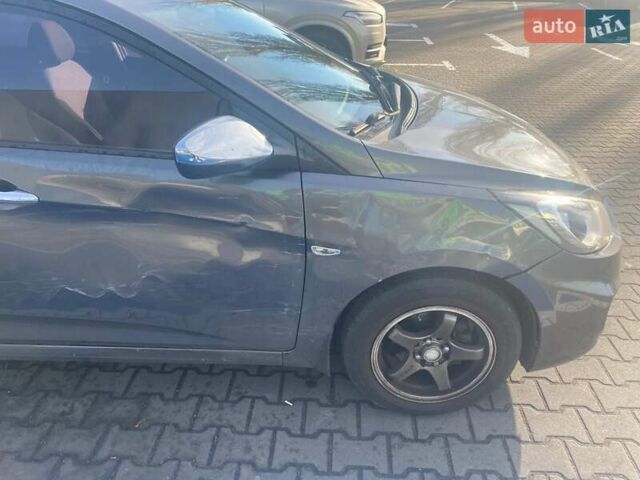 Сірий Хендай Акцент, об'ємом двигуна 1.4 л та пробігом 177 тис. км за 6000 $, фото 6 на Automoto.ua