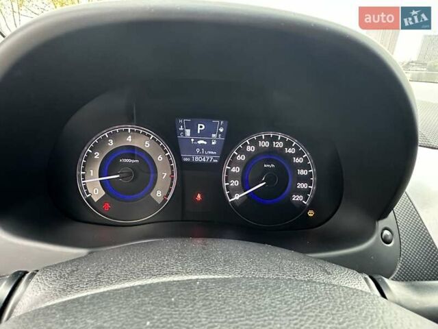 Серый Хендай Акцент, объемом двигателя 1.4 л и пробегом 180 тыс. км за 8100 $, фото 22 на Automoto.ua