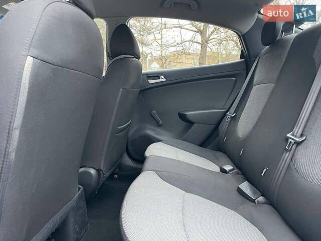 Сірий Хендай Акцент, об'ємом двигуна 1.4 л та пробігом 172 тис. км за 7299 $, фото 13 на Automoto.ua