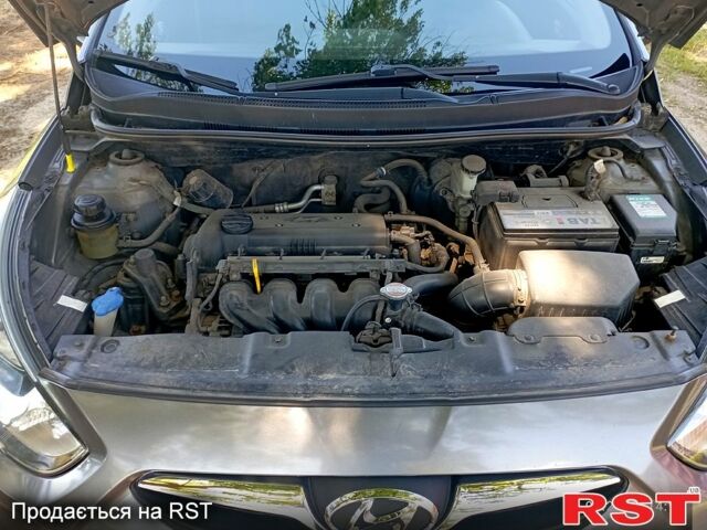 Сірий Хендай Акцент, об'ємом двигуна 1.4 л та пробігом 173 тис. км за 6300 $, фото 7 на Automoto.ua