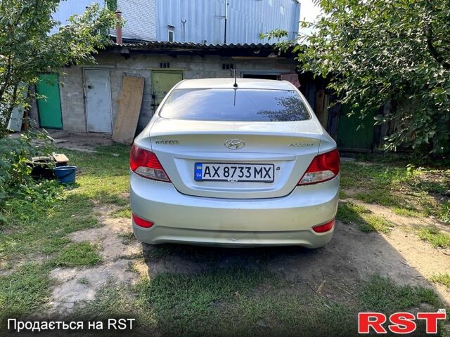 Серый Хендай Акцент, объемом двигателя 1.4 л и пробегом 290 тыс. км за 4600 $, фото 5 на Automoto.ua